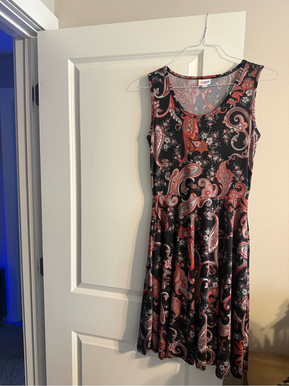 LuLaRoe Black and Red Paisley Sleeveless Fit & Flare Dress